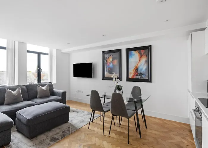 Chelmsford City Centre 1 Bed Apartment