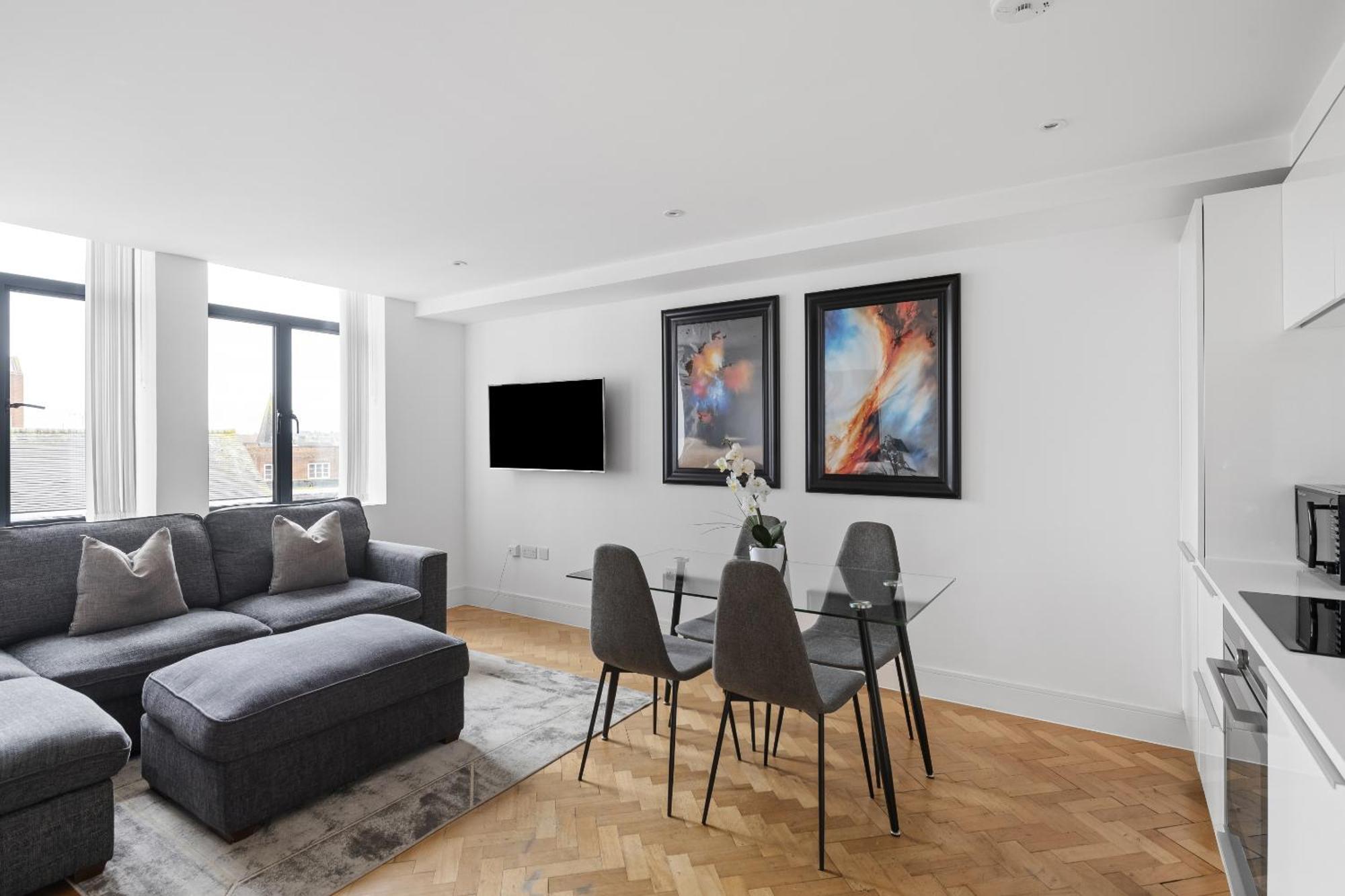 Centre 1 Bed *
